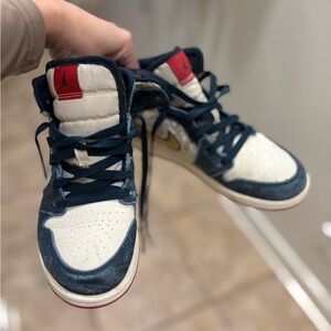 Nike Kids Sneakers - Cream, Navy, Red